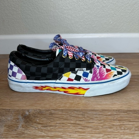 Vans Unisex Custom Flames Fire Sidewall Checkerboard Palm Tree Sneakers - Picture 2 of 12